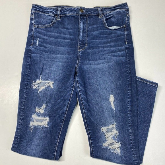 American Eagle Outfitters Denim - American Eagle Super Hi-Rise Jegging Sz 16 Super Stretch Denim Holes Plus Size